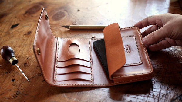 PATTERN: Gusseted Phone Wallet