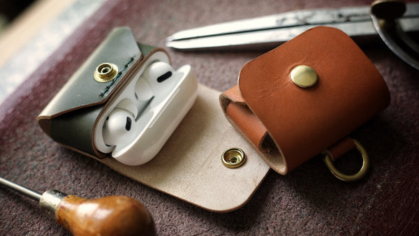 PATTERN: Kayleena's Airpod Case