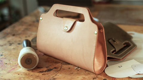 PATTERN: Minimalist Leather Purse
